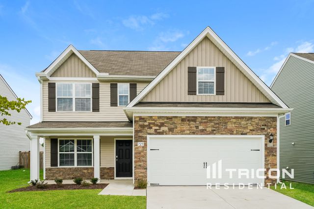 729 Crackling Ct, Zebulon, NC 27597