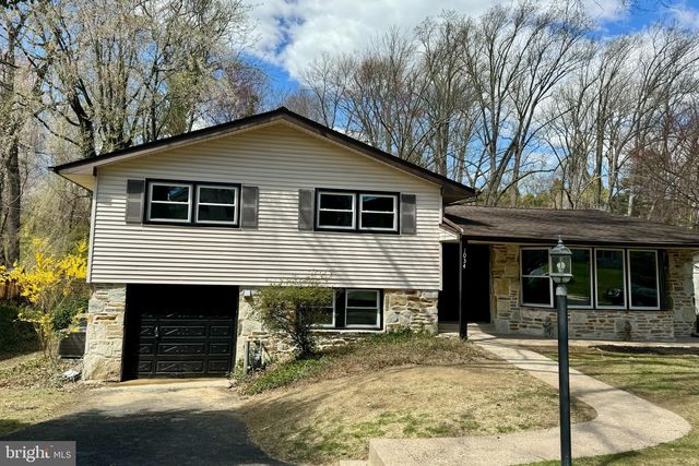 1034 Old Ford Rd, Huntingdon Valley, PA 19006