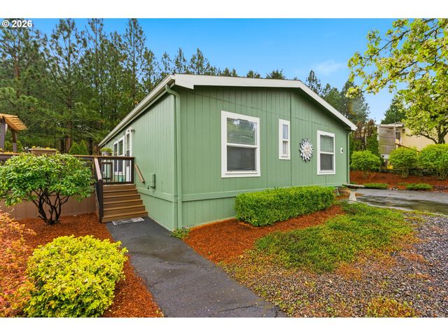 10400 SE Cook Ct #4, Milwaukie, OR 97222