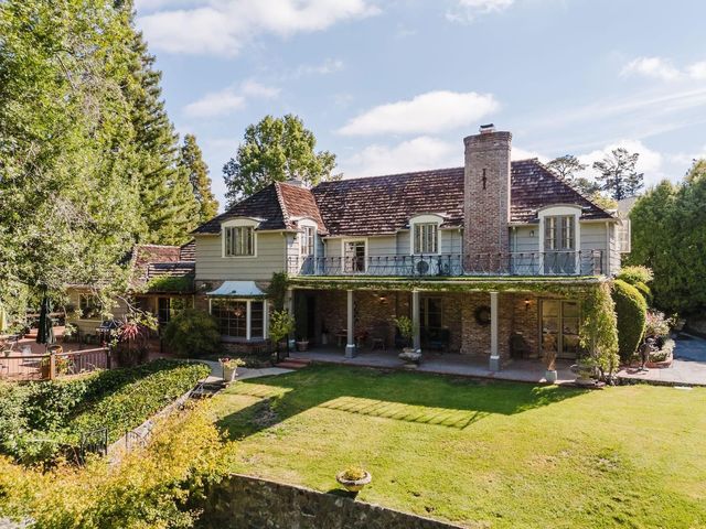 2155 Geri Ln, Hillsborough, CA 94010