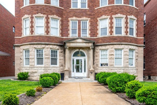 4319 Lindell Blvd #D, Saint Louis, MO 63108