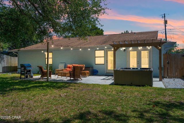 216 San Vincente St, Panama City Beach, FL 32413