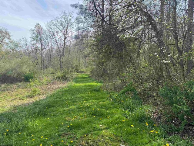 Palmer Dr, Fairmont, WV 26554