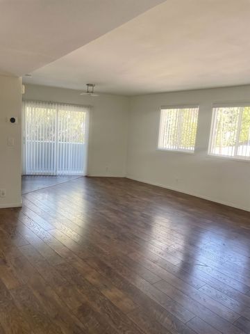 1830 N  La Brea Ave #8, Los Angeles, CA 90046