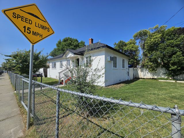 3635 Taylor St, Sacramento, CA 95838