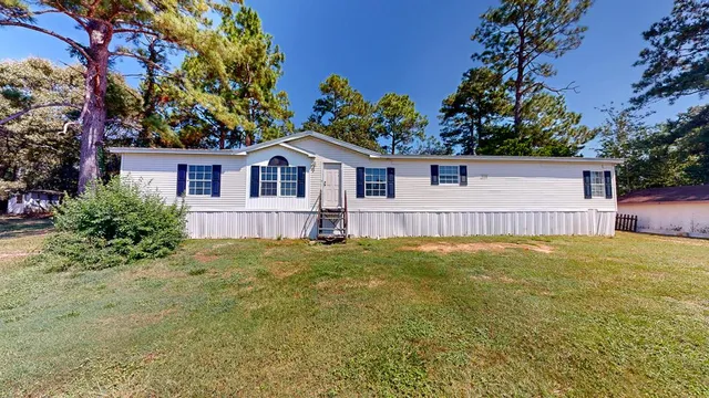 10162 W  US Highway 84, Newton, AL 36352