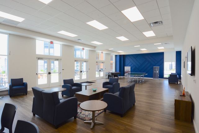 9906 Runway Dr #F304, Indianapolis, IN 46234