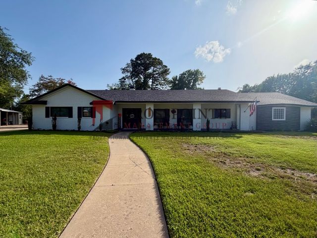 1809 Glen Arbor St, Tyler, TX 75703