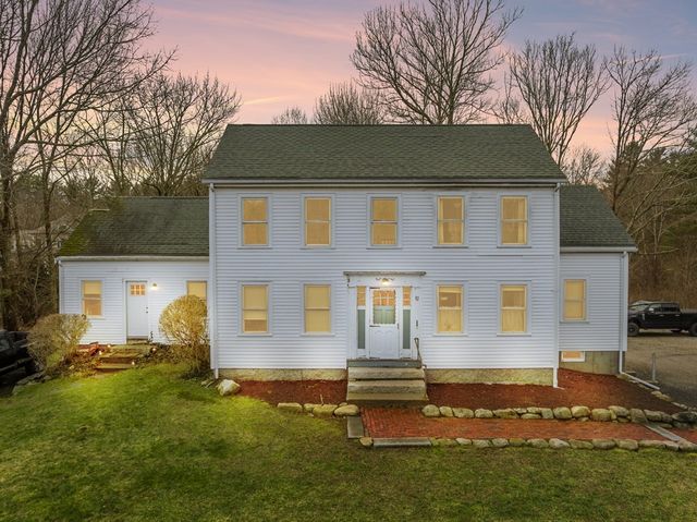 82 South St, Norwell, MA 02061