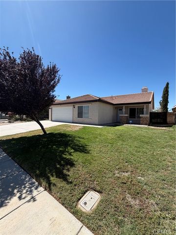 3401 Huron Dr, Rosamond, CA 93560