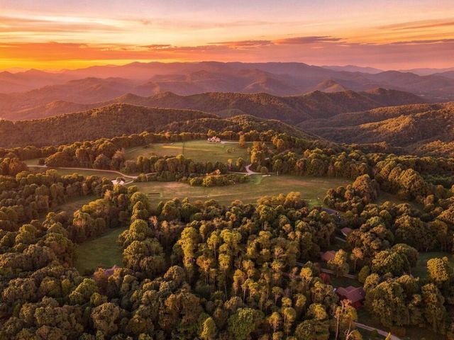 Lot 8 Golden Hill Ln, Scaly Mountain, NC 28775