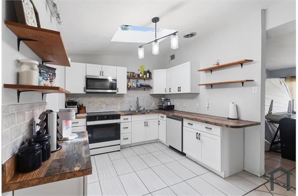 1307 Baltimore Dr, Orlando, FL 32810