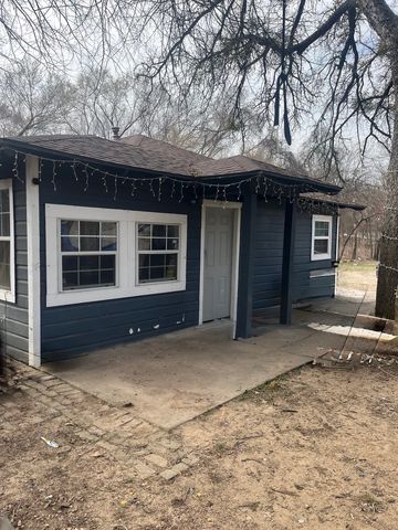 7824 Doak St, Dallas, TX 75217