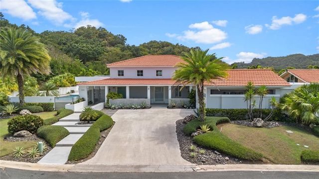 530 Camino De Guillarte Dorado Pr, Dorado, PR 00646