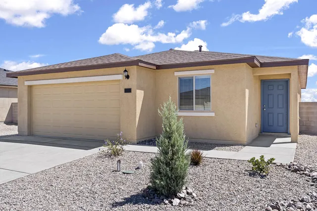 2509 Calle Del Los Claveles, Belen, NM 87002