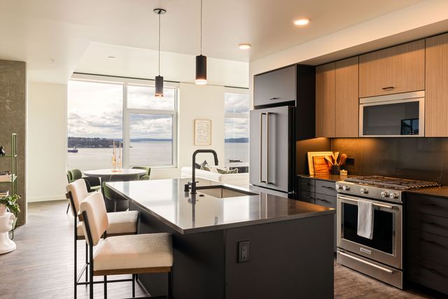 2315 4th Ave #2701, Seattle, WA 98121