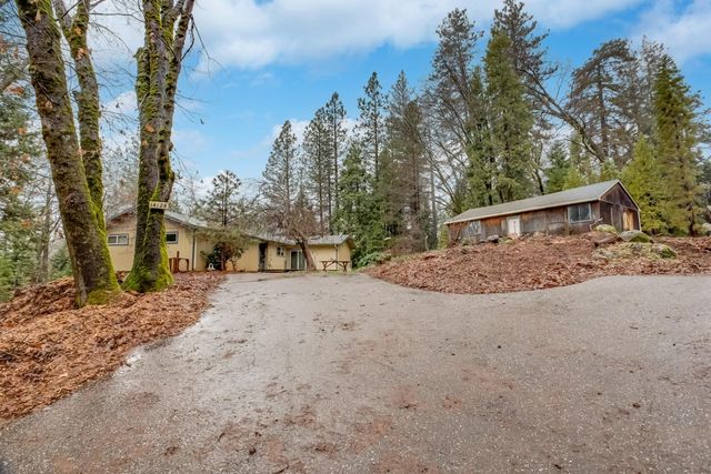 14126 Agony Hill Rd, Grass Valley, CA 95945