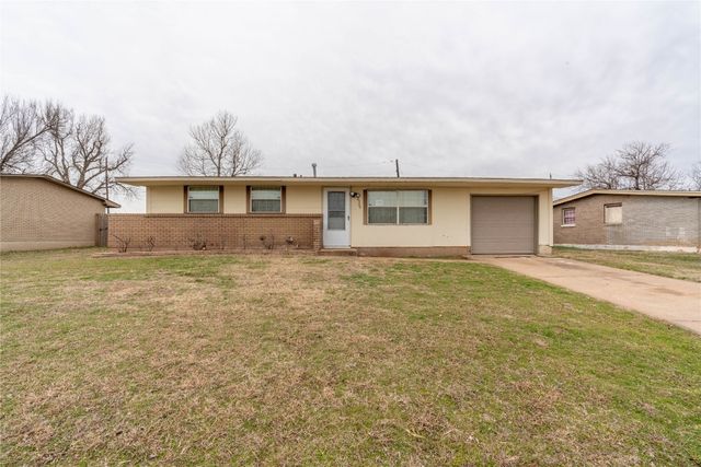 2320 NW 32nd St, Lawton, OK 73505