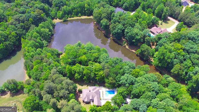 72 Lake Ct, Jefferson, GA 30549