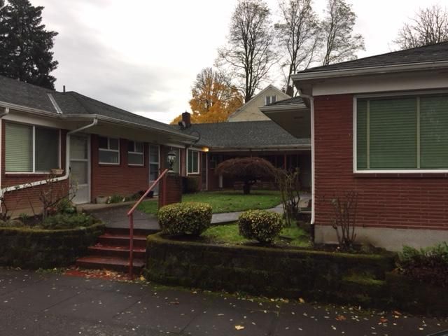 2632 SE Ash St, Portland, OR 97214