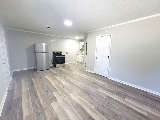 1201 Butler St #333-B, Gastonia, NC 28054