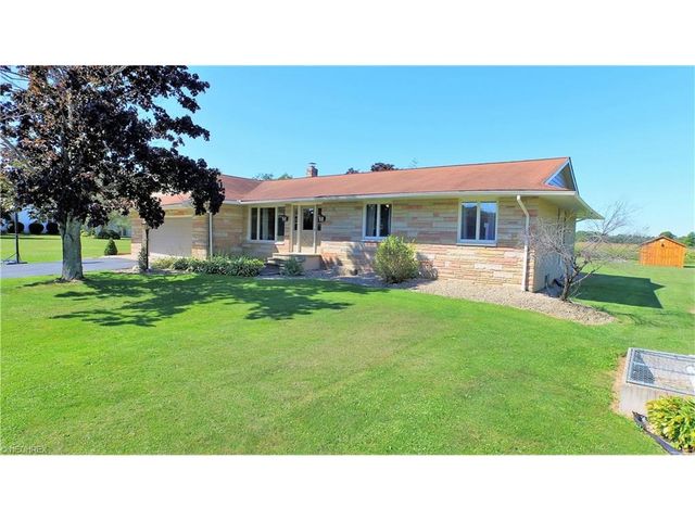 4747 Brockway Sharon Rd, Burghill, OH 44404