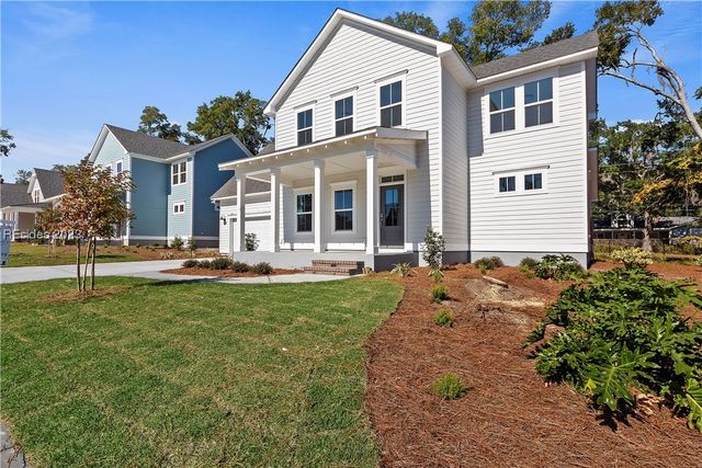 27 Middle Island St, Beaufort, SC 29907