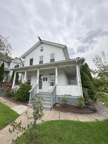 99 Oak St #1, Naugatuck, CT 06770