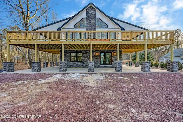 146 Chapman Cir, Albrightsville, PA 18210