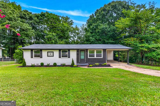 106 Sir Lancelot Ave, Lagrange, GA 30241