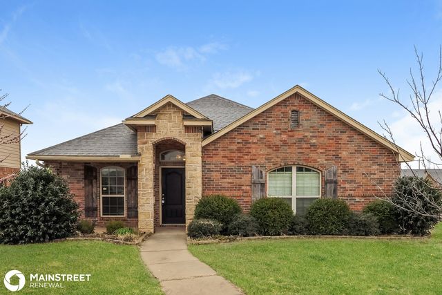 11128 SW 40th St, Mustang, OK 73064