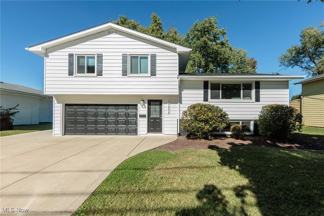 13602 Holland Rd, Brookpark, OH 44142