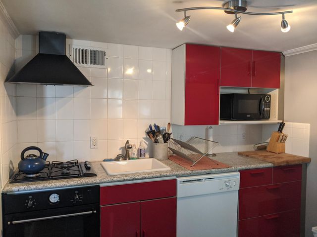 301 Webster St #A, San Francisco, CA 94117