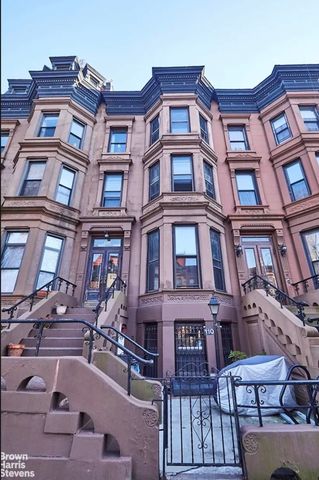 110 Macdonough St #2, Brooklyn, NY 11216