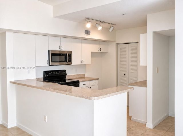 3854 Lyons Rd #3015, Coconut Creek, FL 33073