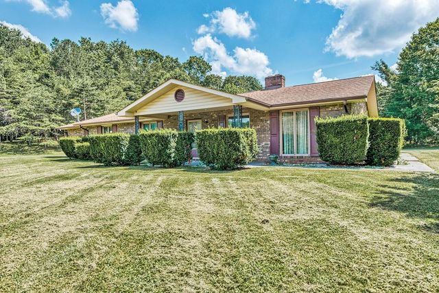 845 Whippoorwill Ln, Marion, VA 24354