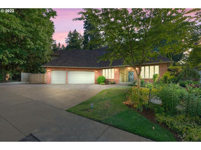 18499 Old River Dr, Lake Oswego, OR 97034