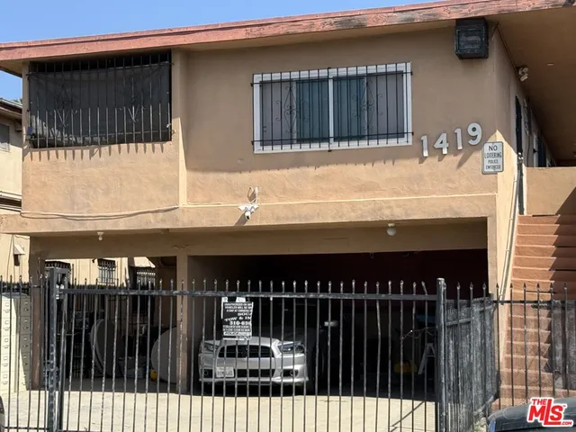 1419 W  97th St, Los Angeles, CA 90047
