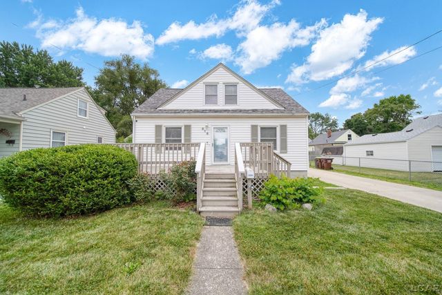 816 Sheffield Ave, Adrian, MI 49221