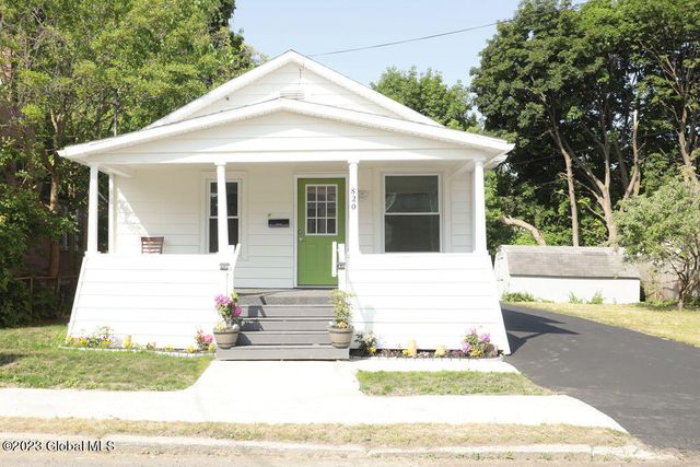 820 Bradt Street, Schenectady, NY 12306