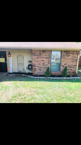 2818 Mount Vernon Rd, Enid, OK 73703