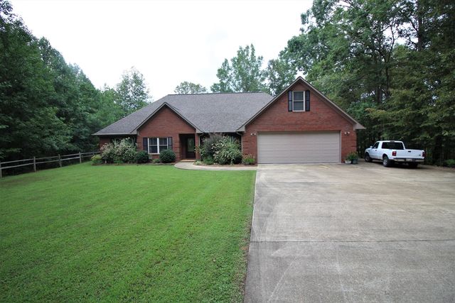 2067 Maple Springs Rd, Mantachie, MS 38855