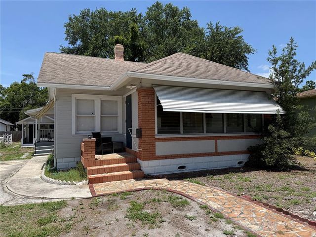 2521 4th St S, Saint Petersburg, FL 33705