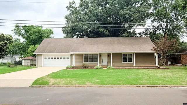 1373 Pleasant Valley Ave, Union City, TN 38261