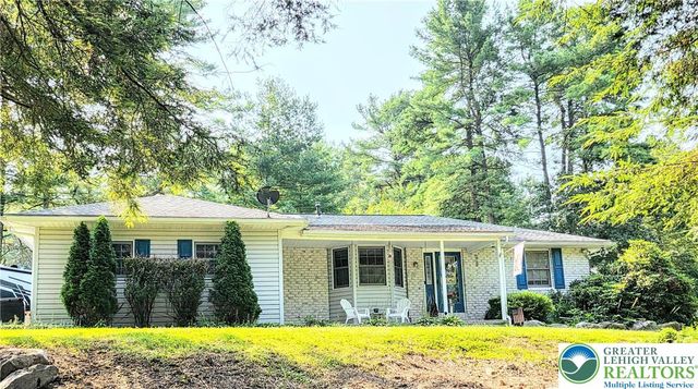 120 Cardinal Dr, Palmerton, PA 18071