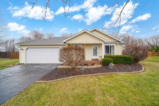 11536 Warrior Trl, Grass Lake, MI 49240