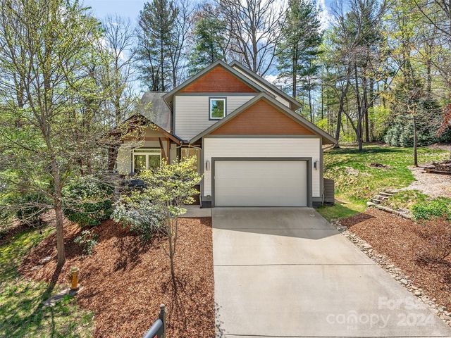 5 Lower Bend Rd, Asheville, NC 28805