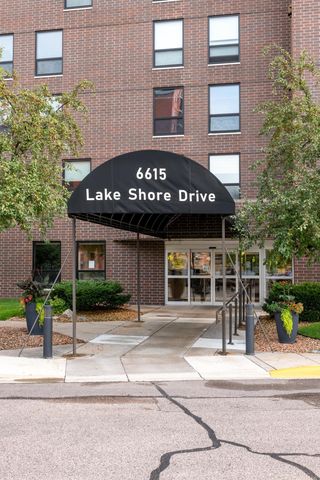 6615 Lake Shore Dr #111, Richfield, MN 55423