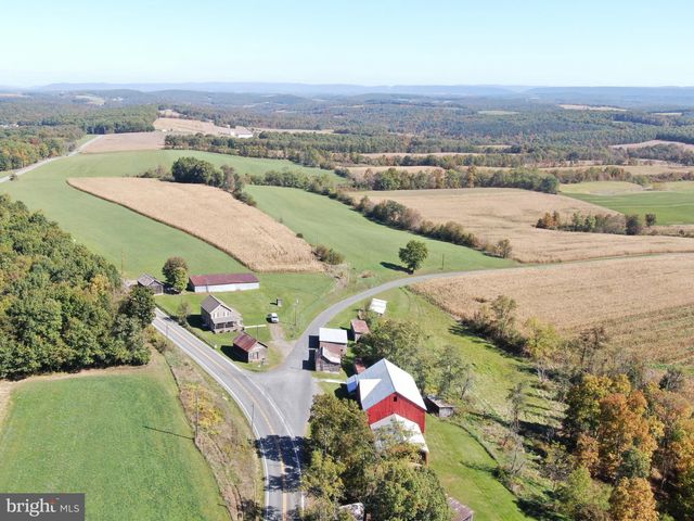 6050 Clear Ridge Rd, Clearville, PA 15535