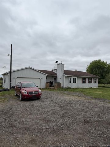 5200 Mayville Rd, Silverwood, MI 48760